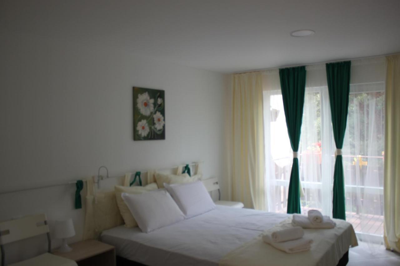 Daskalov Bungalows Chervena Lokva Экстерьер фото
