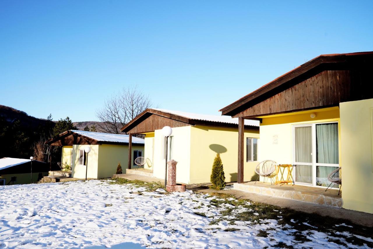 Daskalov Bungalows Chervena Lokva Экстерьер фото