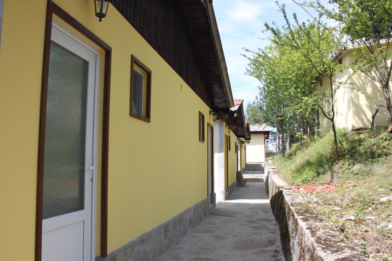Daskalov Bungalows Chervena Lokva Экстерьер фото