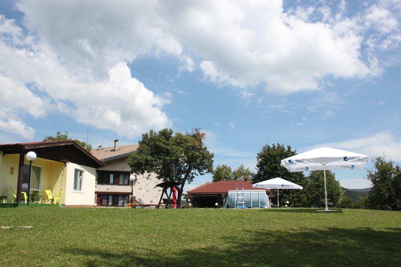 Daskalov Bungalows Chervena Lokva Экстерьер фото