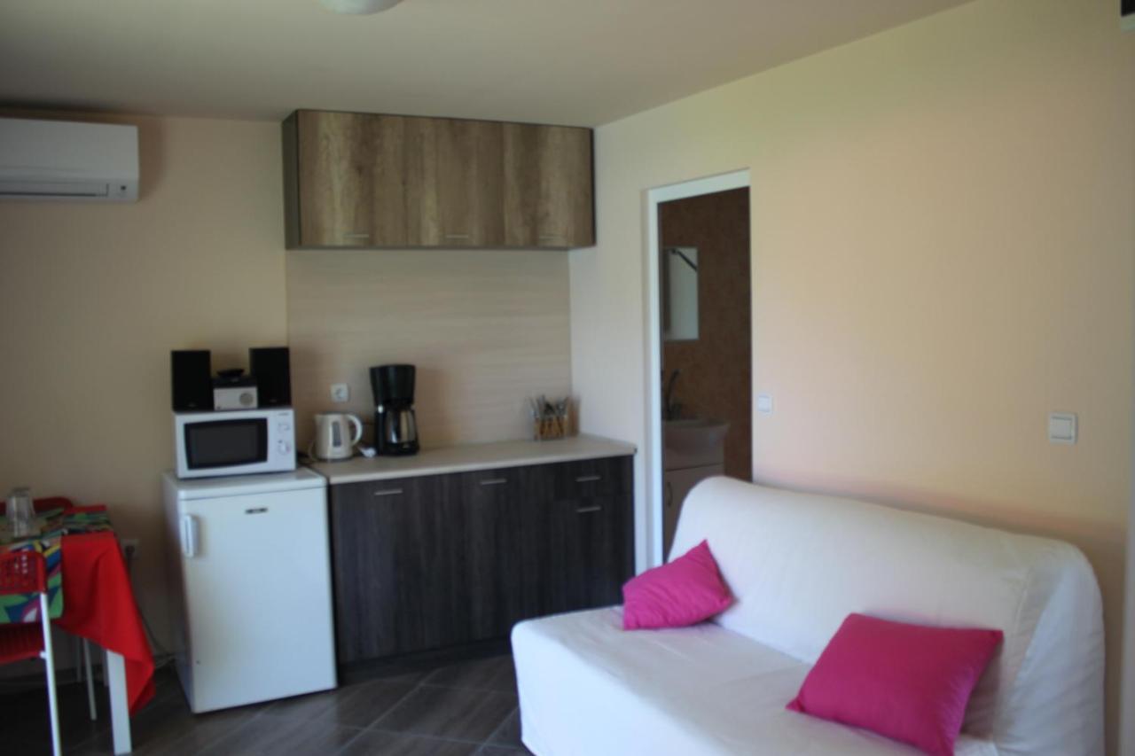 Daskalov Bungalows Chervena Lokva Экстерьер фото
