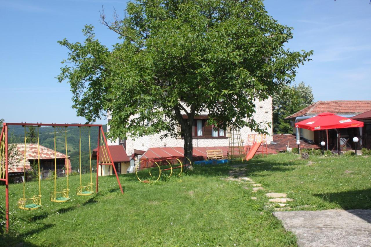 Daskalov Bungalows Chervena Lokva Экстерьер фото